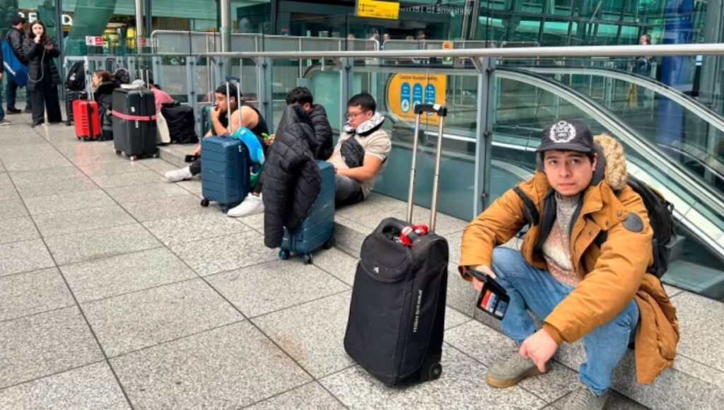 Heathrow Terminal 4 Shut Down for Hours Amid Passenger Panic