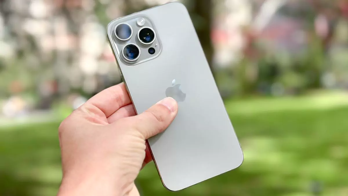 Apple iphone 16 pro max release date in india price