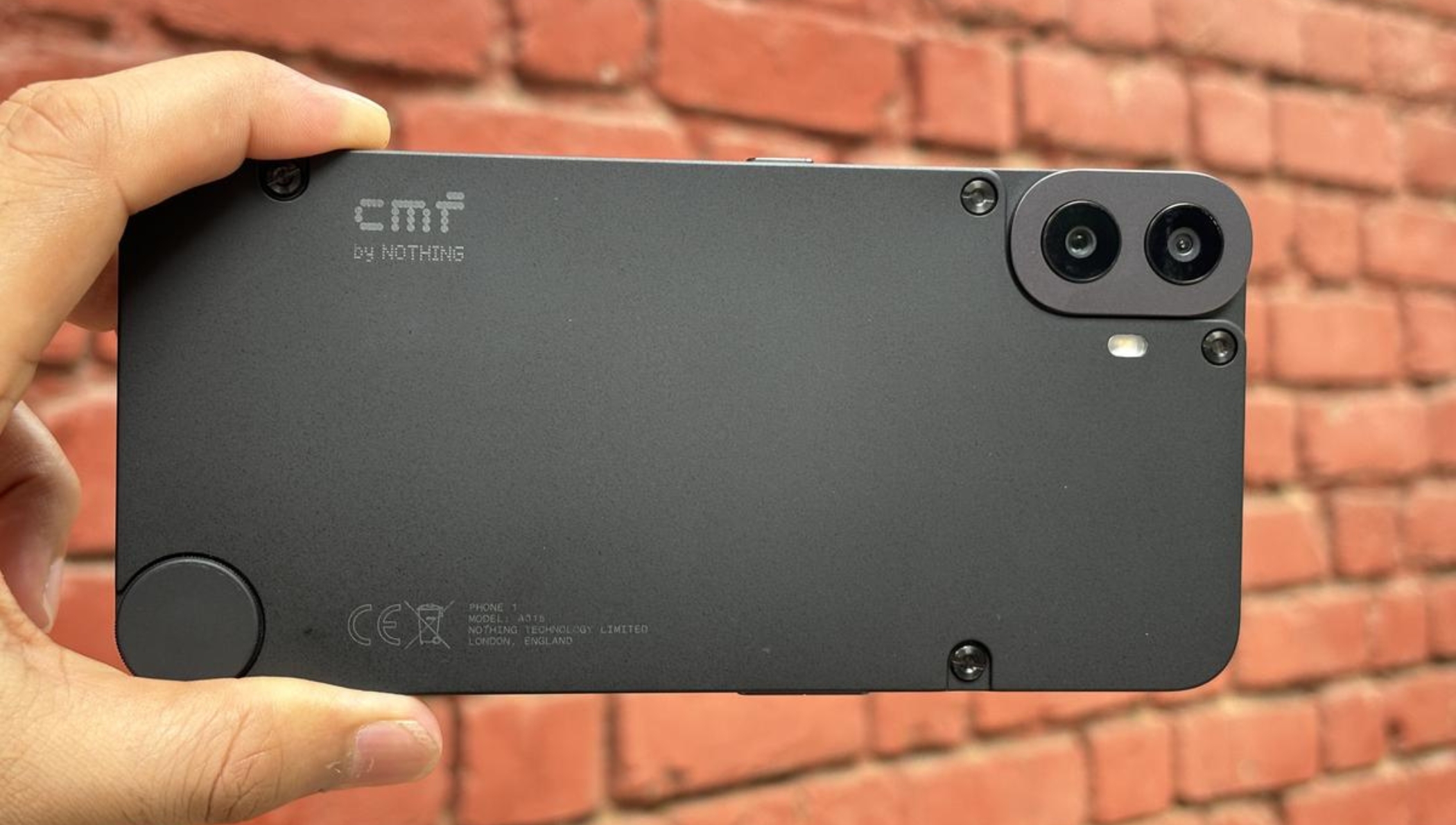 Nothing CMF Phone 1: 50MP कैमरा, 5000mAh बैटरी और शानदार 6.67 AMOLED कीमत कितनी है
