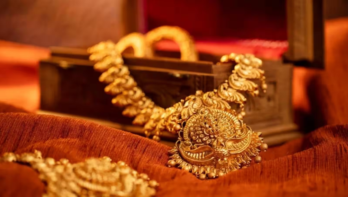 Gold Price Today: 28 अगस्त 2025 को सोने के दामों में हल्की बढ़त, निवेशकों के लिए महत्वपूर्ण अपडेट