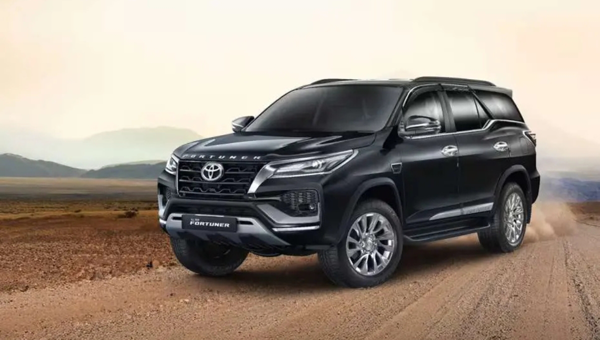 Toyota Fortuner 2025: दमदार फीचर्स और ₹33.43 लाख से शुरू कीमत के साथ भारत की नंबर 1 SUV