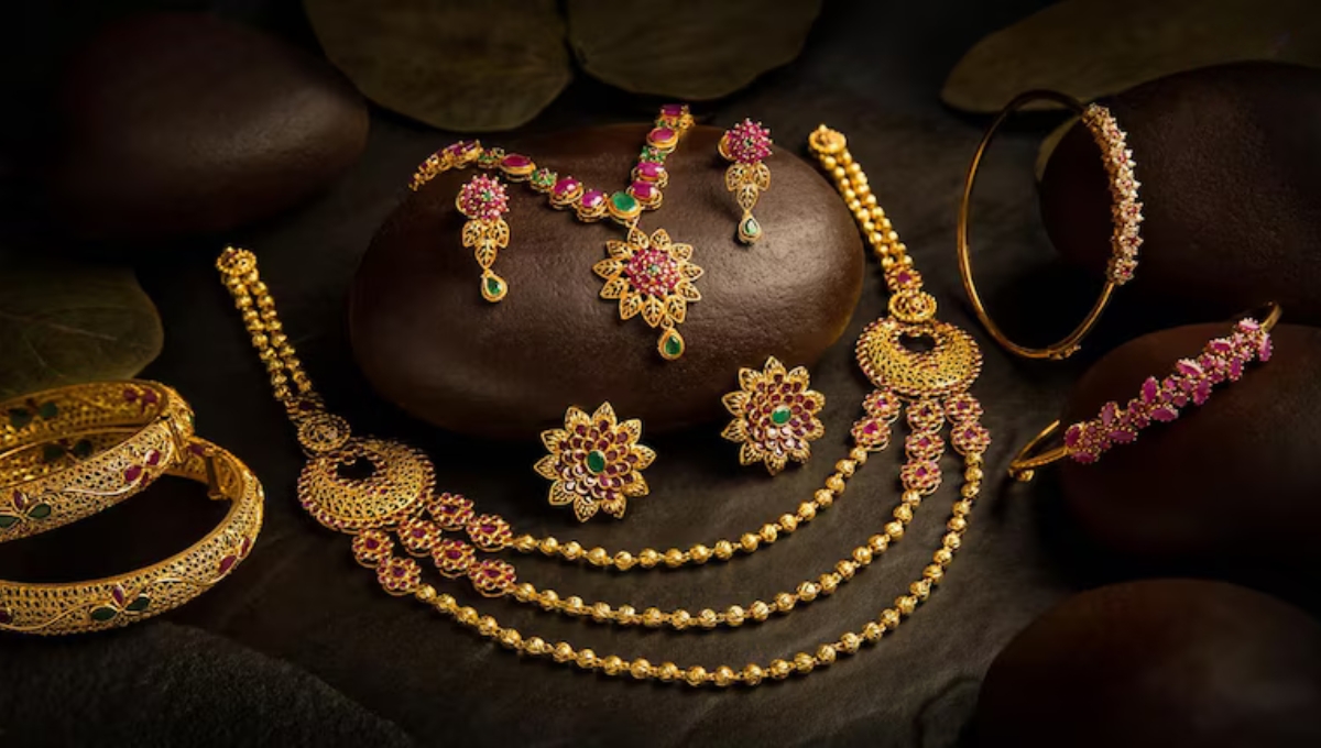 Gold Price Today: 28 अगस्त 2025 को सोने के दामों में हल्की बढ़त, निवेशकों के लिए महत्वपूर्ण अपडेट