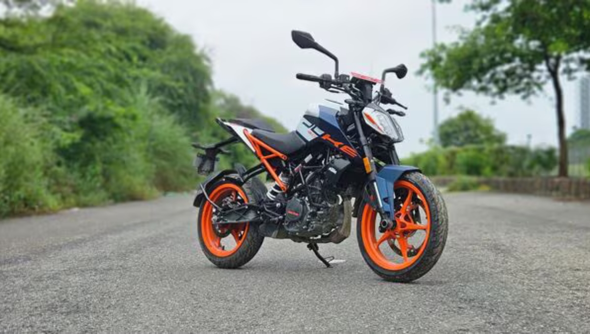 KTM 160 Duke 2025: दमदार 164.2cc इंजन, Dual ABS और स्टाइलिश LED लाइट्स के साथ, कीमत जानें