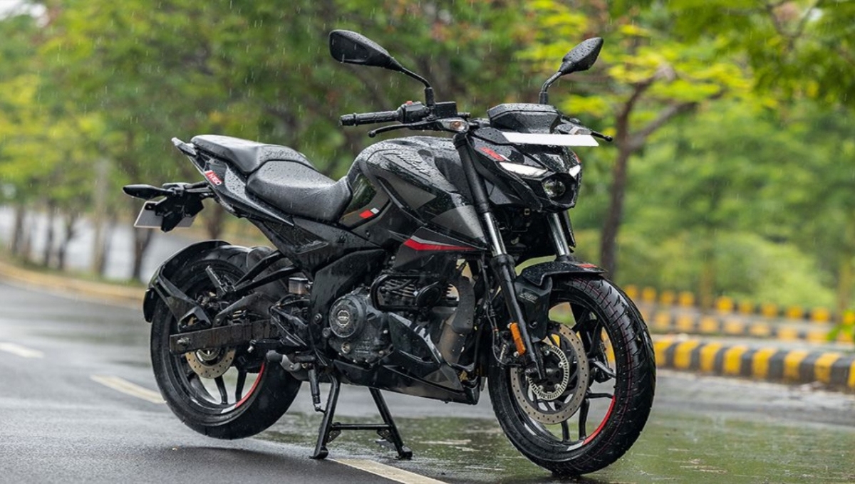 Bajaj Pulsar N160: 15.68 bhp पावर और 120 kmph टॉप स्पीड के साथ शानदार फीचर्स