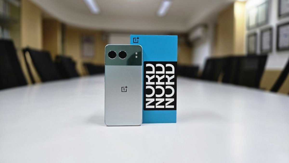 OnePlus Nord 4: 5500mAh बैटरी, 100W फास्ट चार्जिंग और धांसू फीचर्स, कीमत सिर्फ ₹26,998