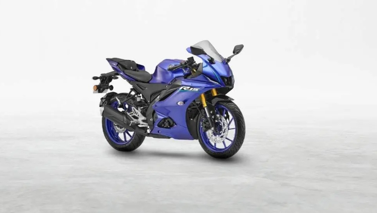 स्पोर्टी डिज़ाइन और दमदार पावर Yamaha R15 V4 सिर्फ ₹1.82 लाख में