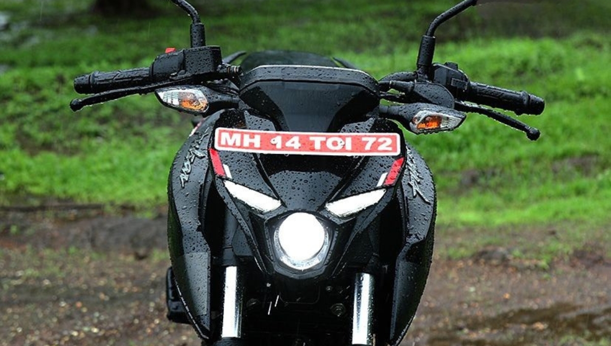 Bajaj Pulsar N160: दमदार फीचर्स और ₹1.46 लाख की कीमत के साथ तैयार