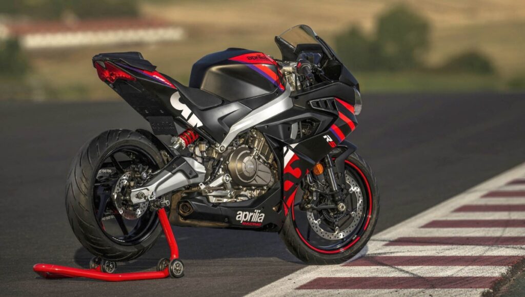 Aprilia RS 457: Price ₹4.79 Lakh स्पोर्टी लुक्स और 46.9 bhp की पावर के साथ