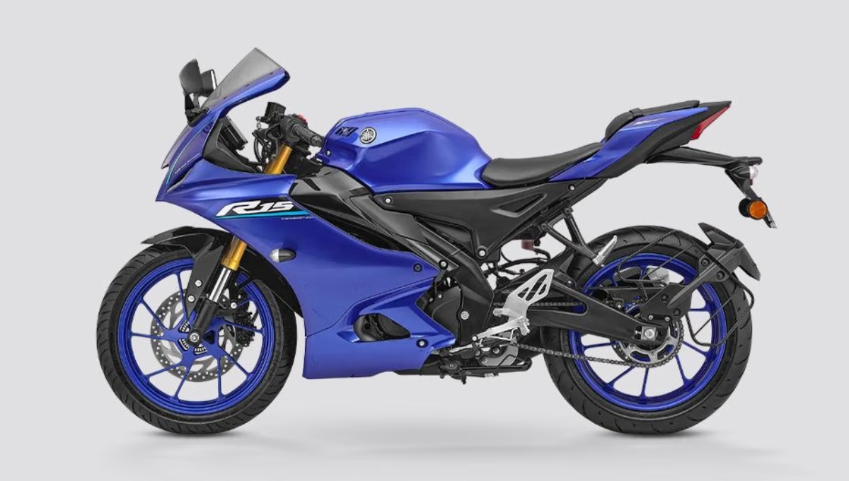 स्पोर्टी डिज़ाइन और दमदार पावर Yamaha R15 V4 सिर्फ ₹1.82 लाख में