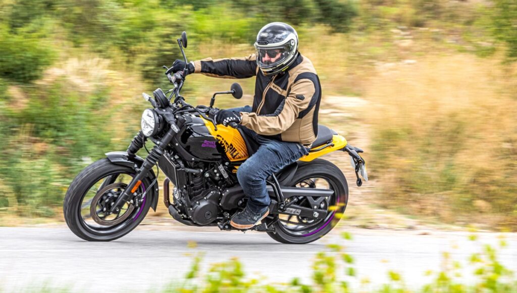 Royal Enfield Guerrilla 450: ₹2.79 लाख में दमदार 452cc इंजन और जबरदस्त फीचर्स