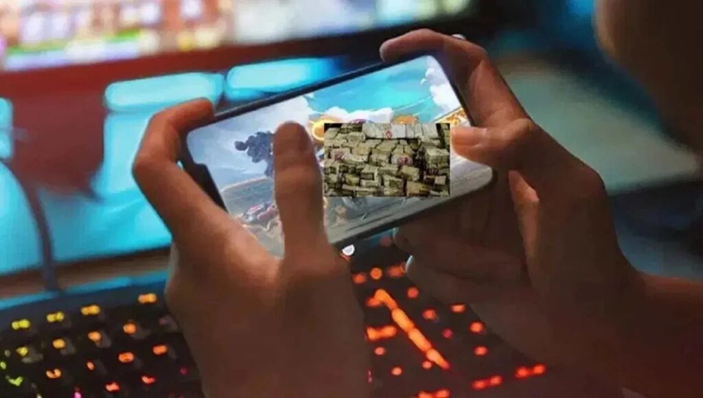 10 रुपये की कमाई भी हो सकती है परेशानी Online Gaming टैक्स नियम समझें