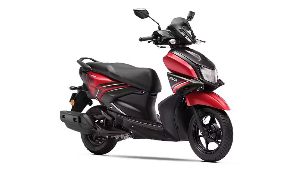 Yamaha Ray ZR 125 स्टाइलिश स्कूटर, 125cc, UBS ब्रेक और 21L स्टोरेज के साथ, कीमत ₹94,882