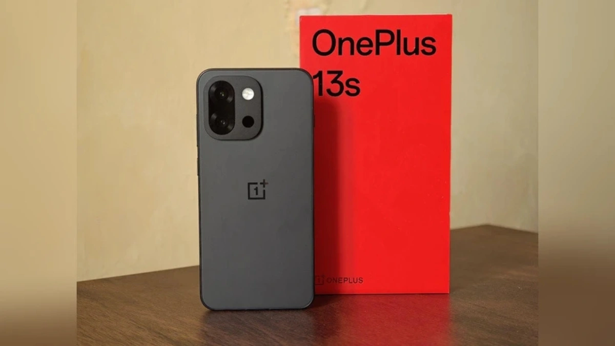 OnePlus 13s