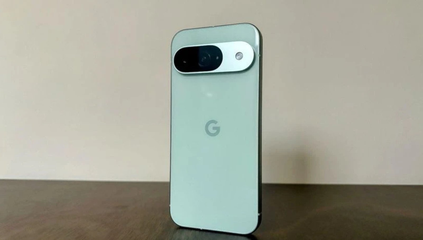 Google Pixel 9 : 50MP कैमरा, Tensor G4 प्रोसेसर और 4700mAh बैटरी के साथ आया सुपरफास्ट स्मार्टफोन